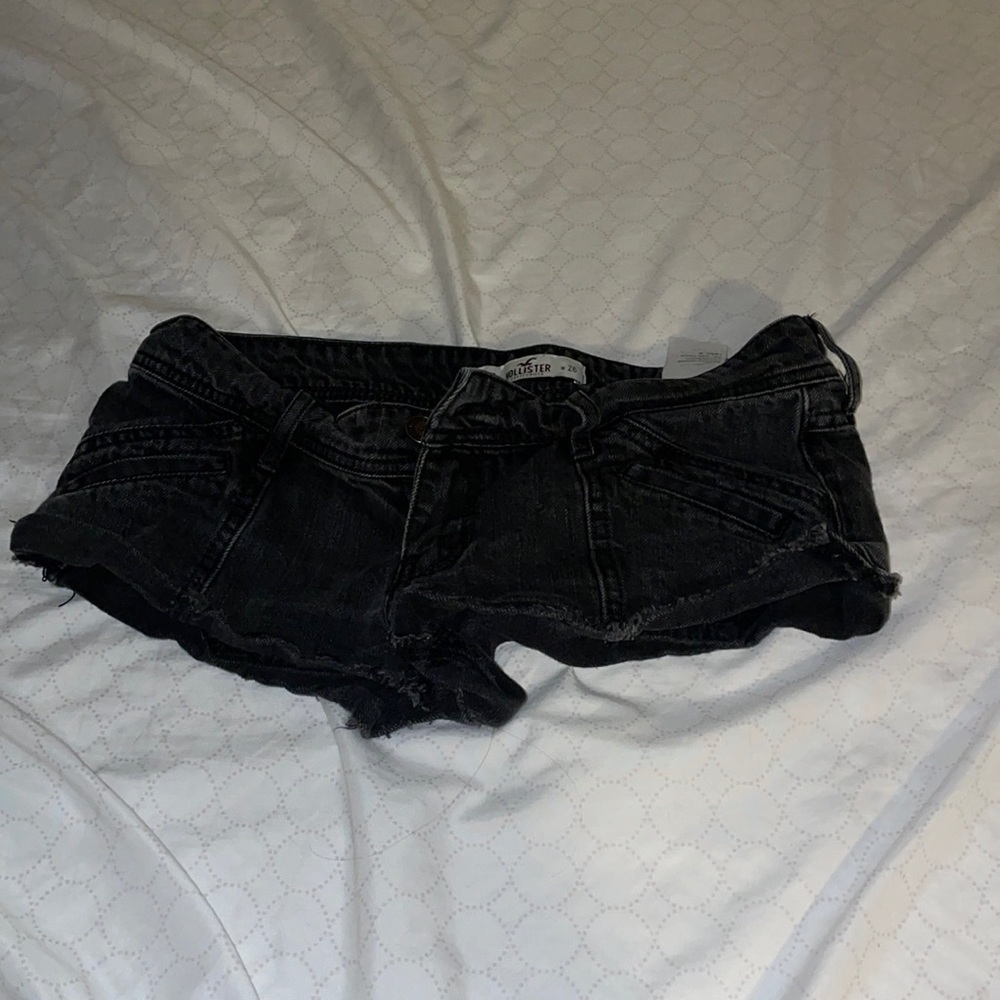 Hollister black Jean shorts size 26